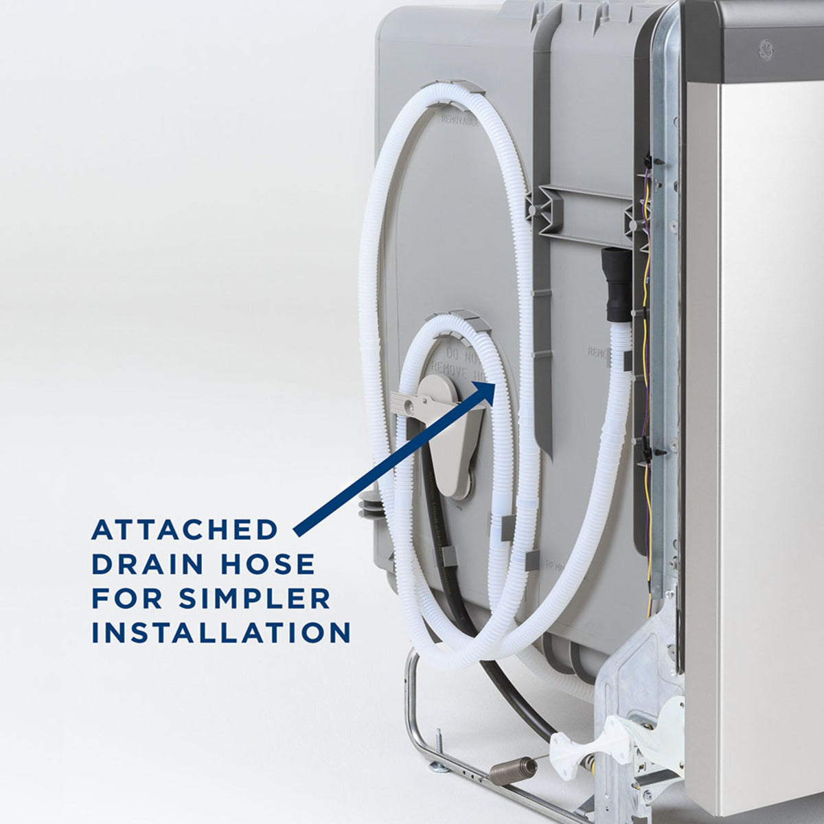 GE - 59 dBA Built In Dishwasher in Stainless - GDF511PSRSS