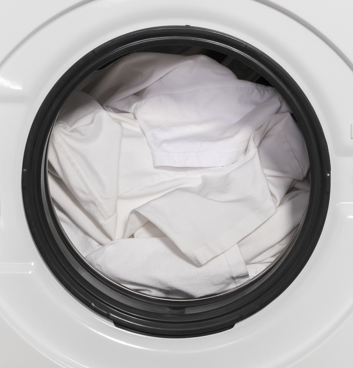 GE - 2.8 cu. Ft Front Load All-In-One Washer/Dryer in White - GFQ14ESSNWW