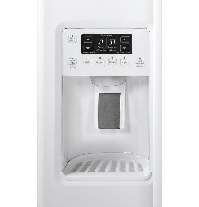 GE - 32.75 Inch 23.2 cu. ft Side by Side Refrigerator in White - GSS23GGKWW