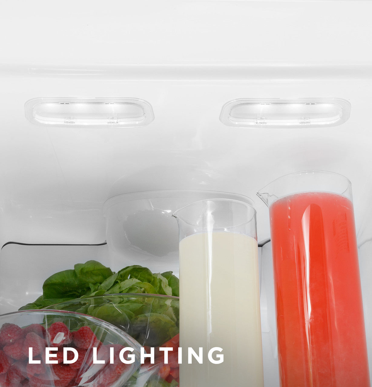 GE - 32.75 Inch 23.2 cu. ft Side by Side Refrigerator in Stainless - GSS23GYPFS