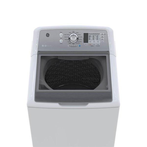 GE - 5.3 cu. Ft Top Load Washer in White - GTW680BMMWS