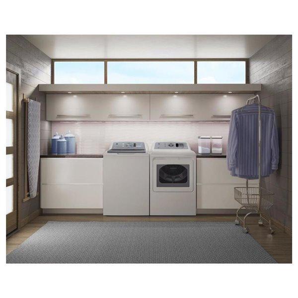 GE - 5.3 cu. Ft Top Load Washer in White - GTW680BMMWS