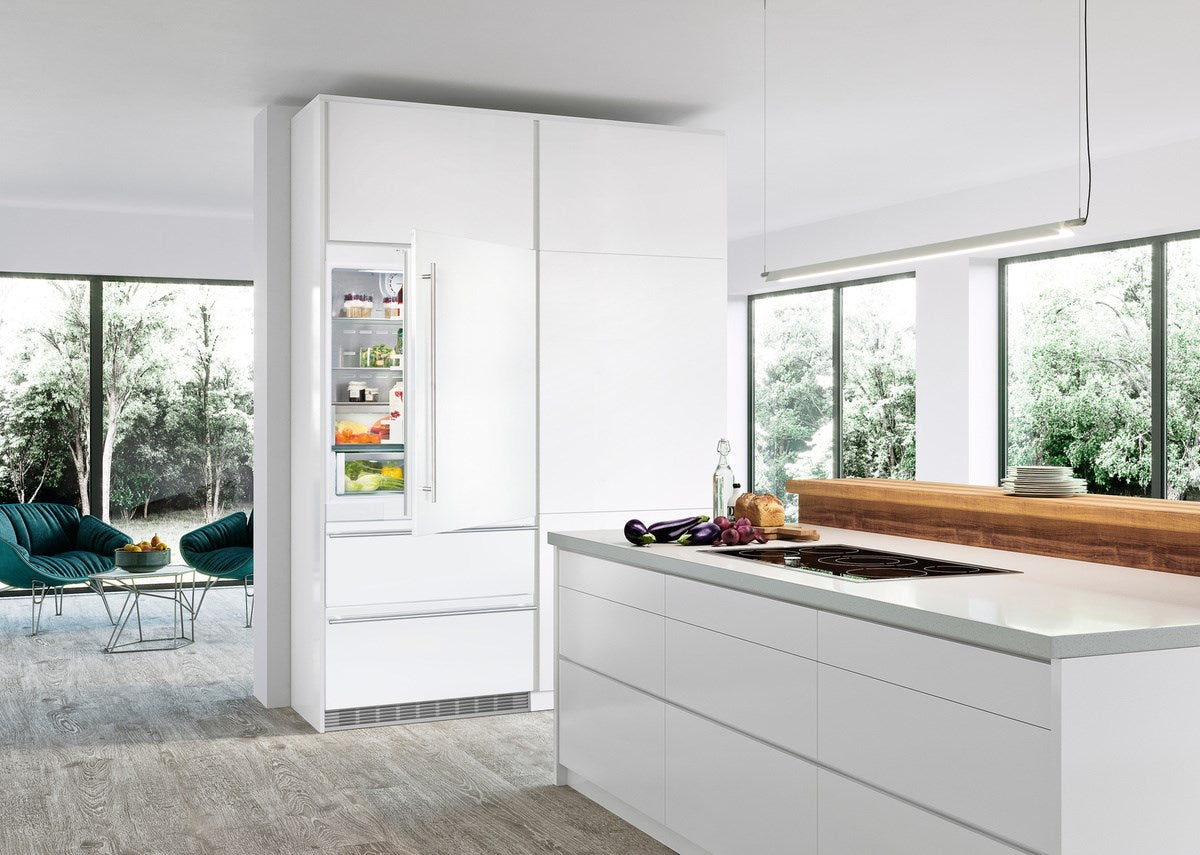 Liebherr - 35.875 Inch 19.5 cu. ft Built In / Integrated Bottom Mount Refrigerator in Panel Ready - HC2080