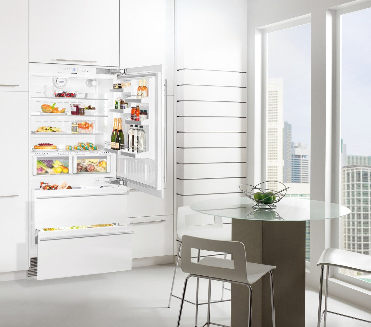 Liebherr - 35.875 Inch 18.9 cu. ft Built In / Integrated Bottom Mount Refrigerator in Panel Ready - HCB2080