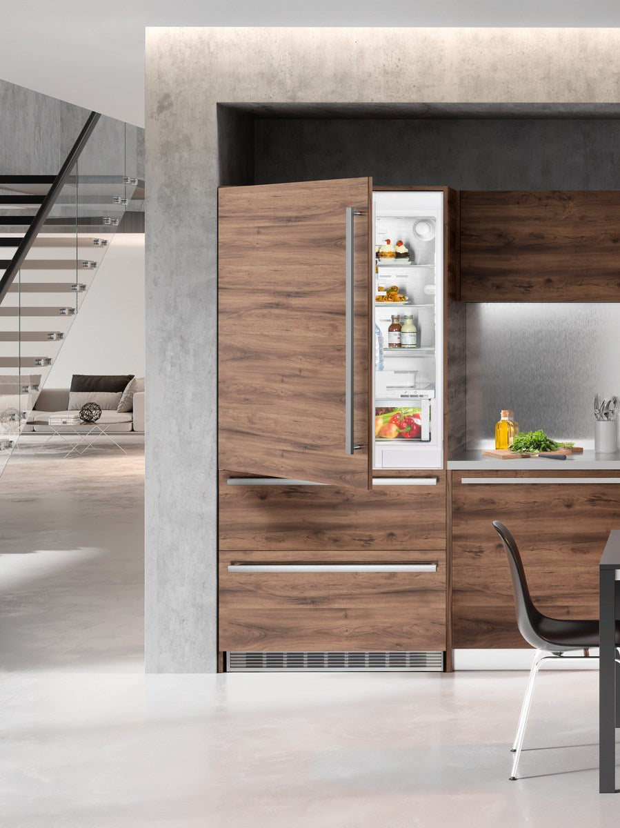 Liebherr - 35.875 Inch 18.9 cu. ft Built In / Integrated Bottom Mount Refrigerator in Panel Ready - HCB2081