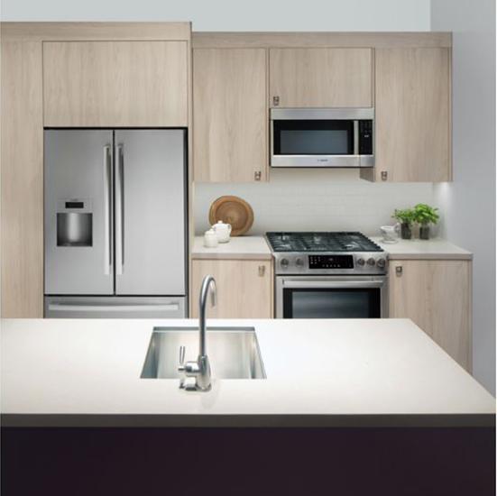 Bosch - 4.8 cu. ft Gas Range in Stainless - HGI8054UC