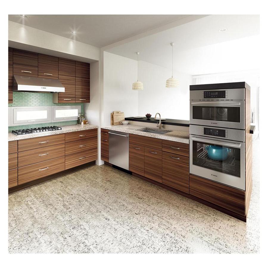 Bosch - 1.6 cu. Ft Built In Microwave in Stainless - HMB57152UC