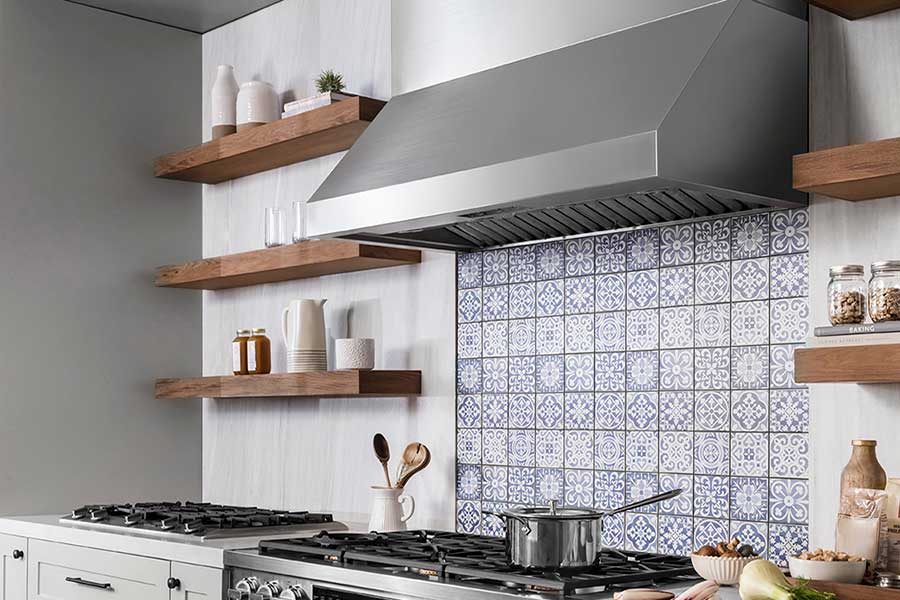 Dacor - 35.875 Inch 600 CFM Under Cabinet Range Vent in Stainless - HWHP3618S