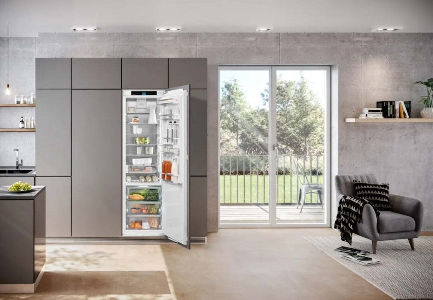 Liebherr - 22.4 Inch 10.5 cu. ft Built In / Integrated Refrigerator in Panel Ready - IRB5160