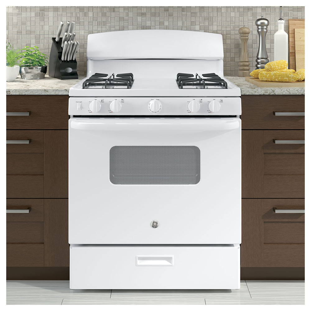 GE - 4.8 cu. ft Gas Range in White - JCGBS10DEMWW