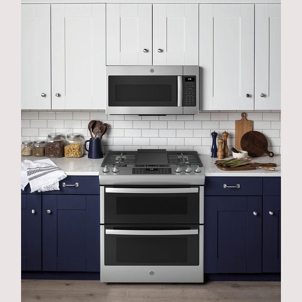 GE - 6.7 cu. ft Gas Range in Stainless - JCGSS86SPSS