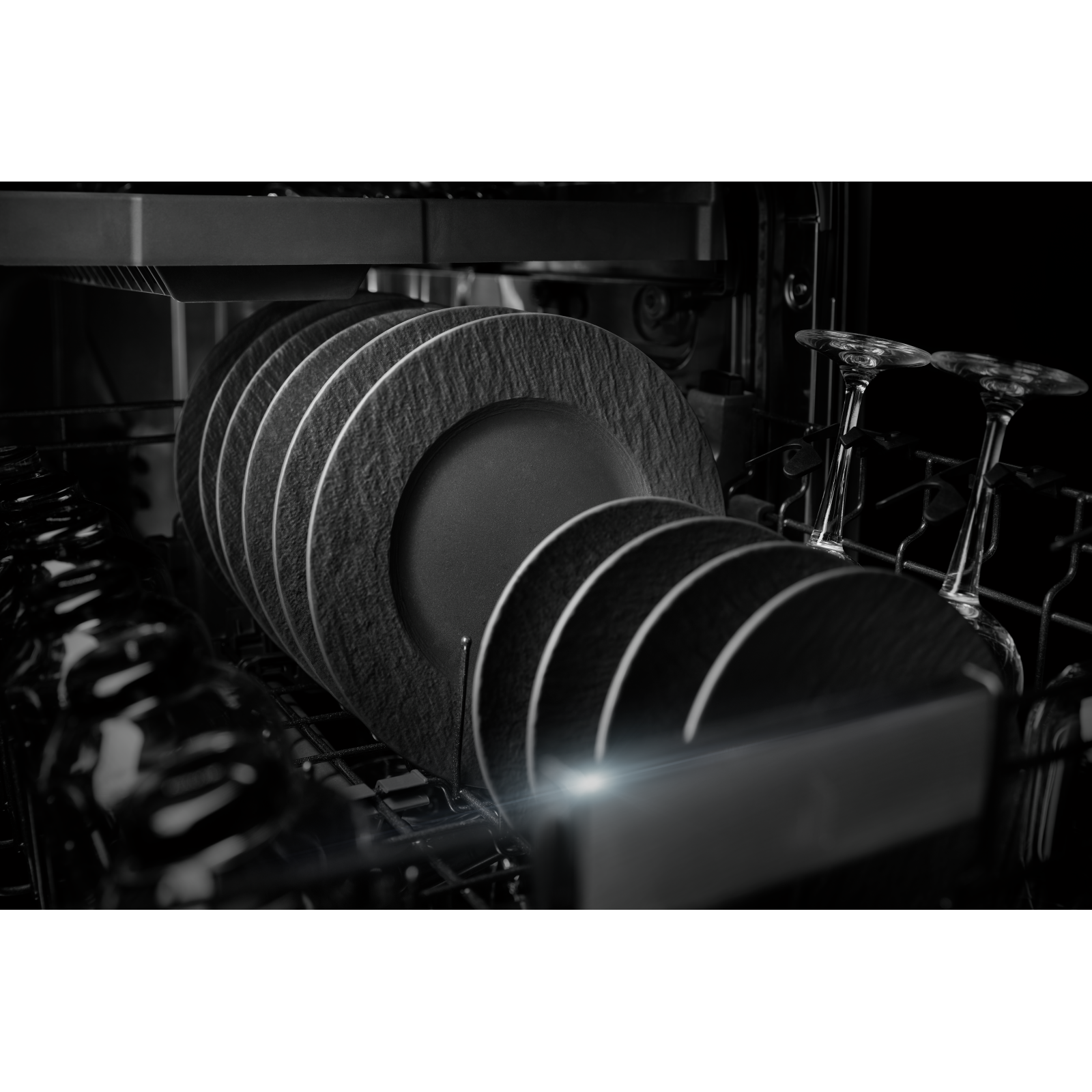 JennAir - 39 dBA Built In Dishwasher in Stainless - JDPSS244PM