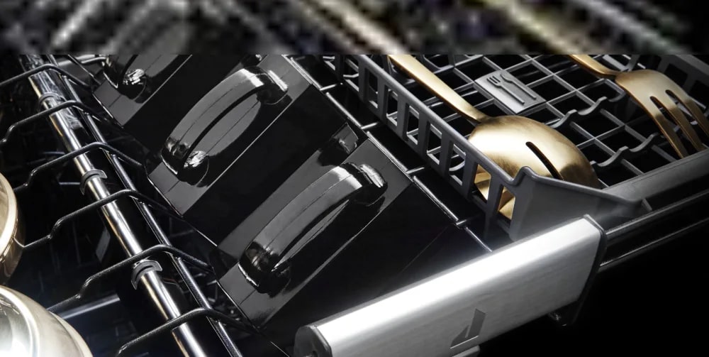 Jennair - 38 dBA Built In Dishwasher in Stainless - JDPSS246LL