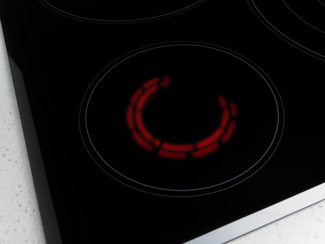 JennAir - 31 inch wide Electric Cooktop in Stainless - JEC4430BS