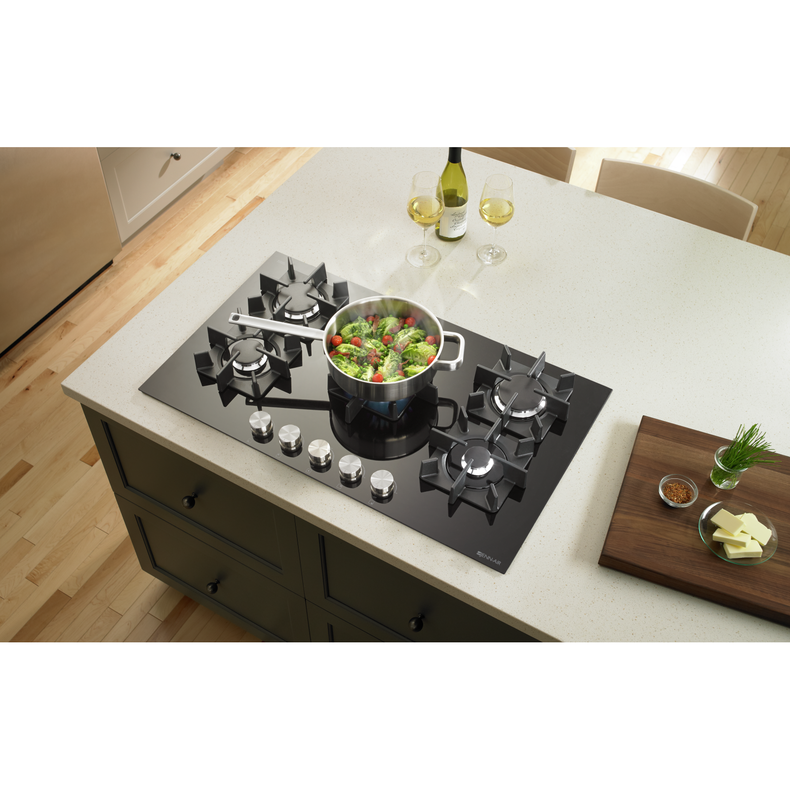 JennAir - 36 Inch Gas Cooktop in Black - JGC2536EB
