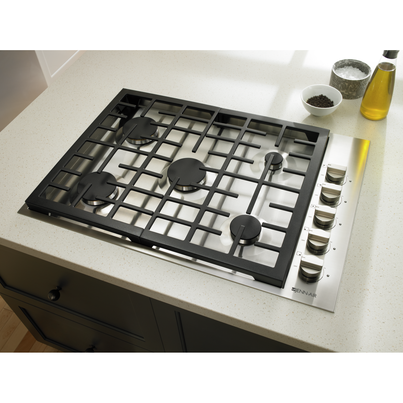 JennAir - 30 inch wide Gas Cooktop in Stainless - JGC7530BP