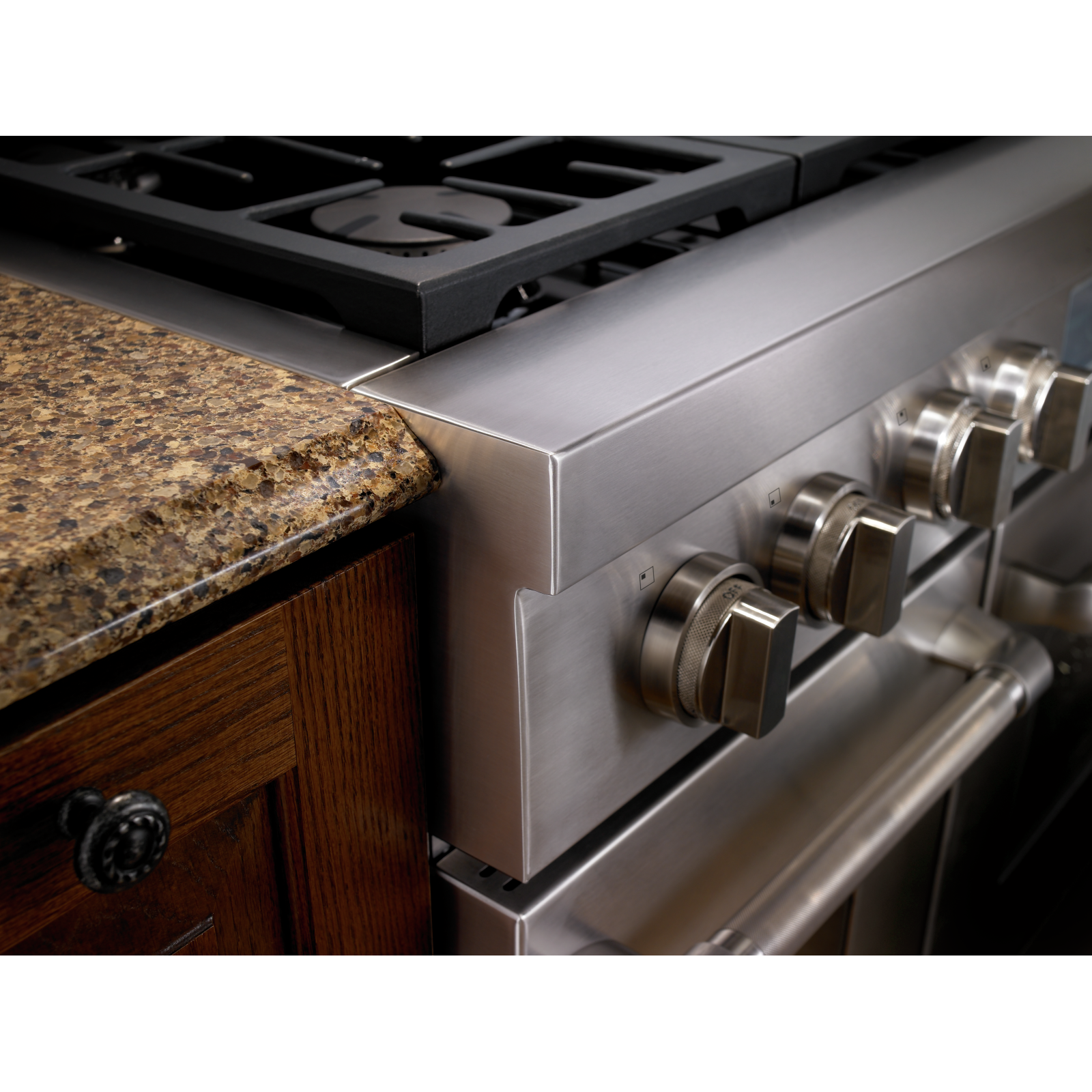 JennAir - 6.3 cu. ft Gas Range in Stainless - JGRP548WP