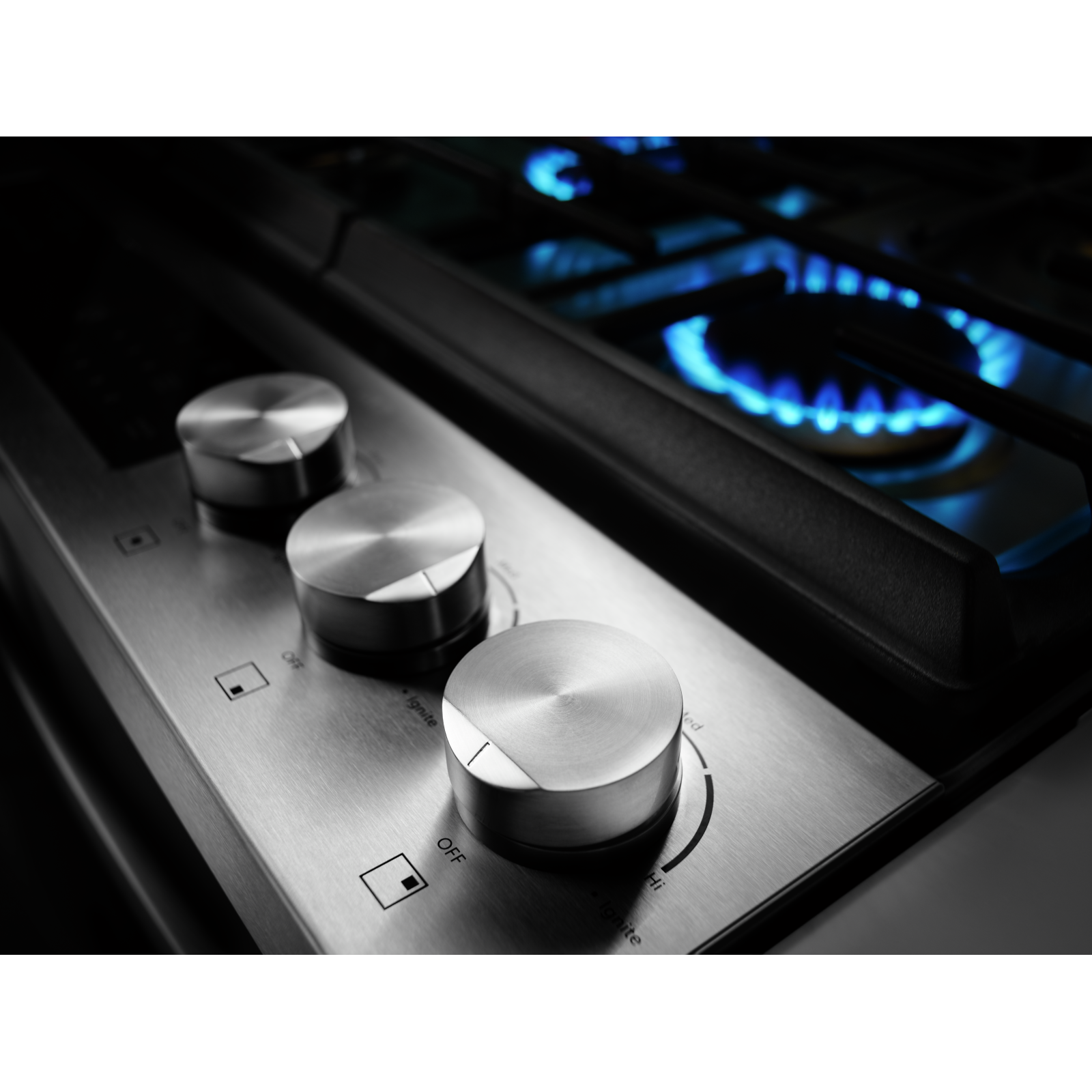 JennAir - 5.8 cu. ft Gas Range in Stainless - JGS1450FS