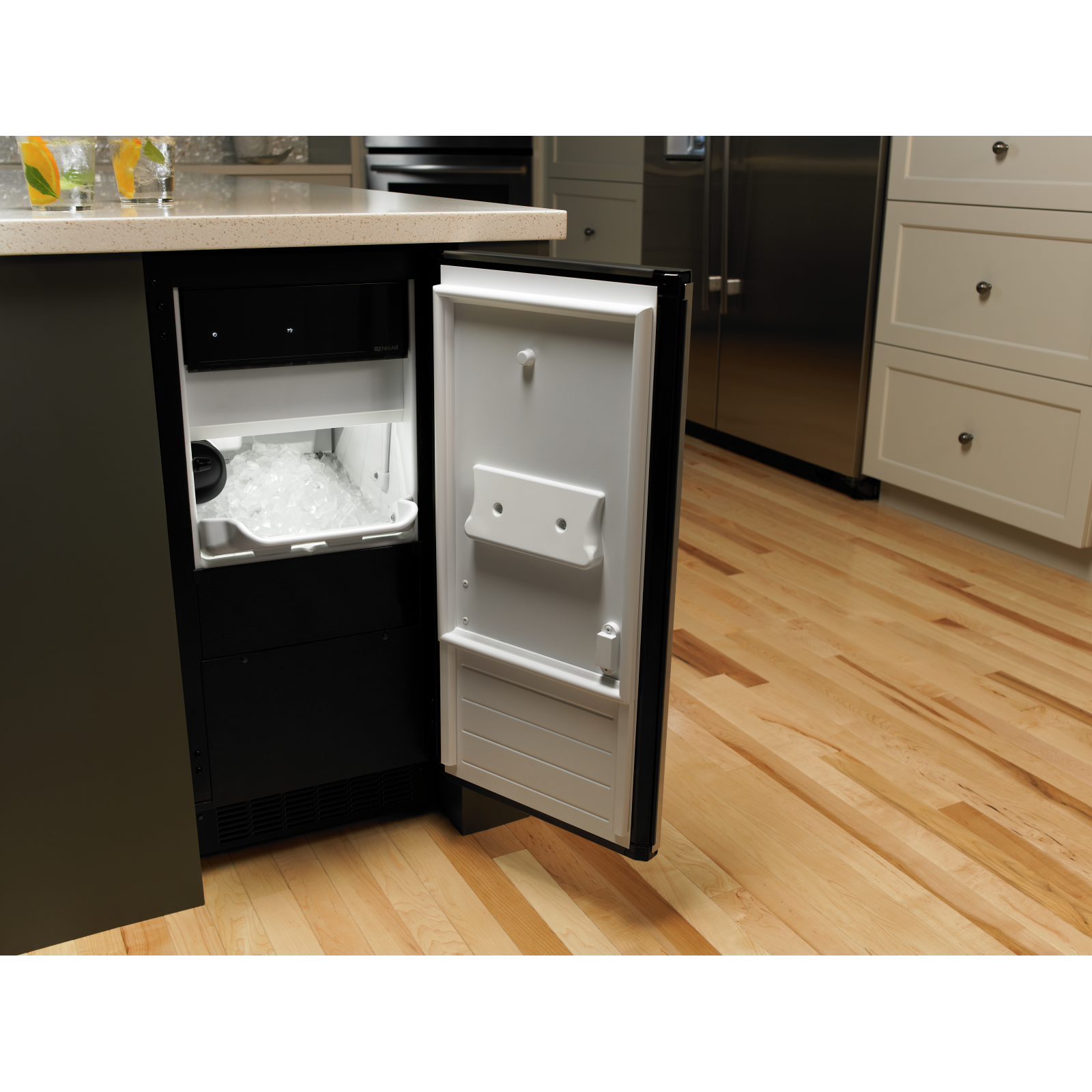 JennAir - 25 Lbs Under Counter Ice Maker Freezer in Stainless - JIM158XYRS