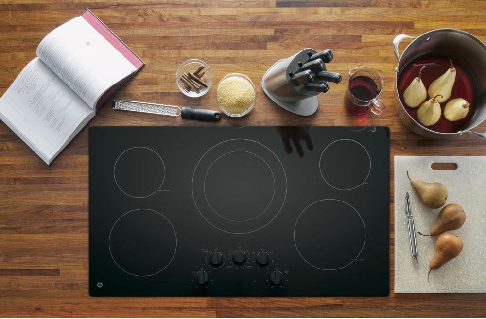 GE - 36.13 inch wide Electric Cooktop in Black - JP3036DLBB