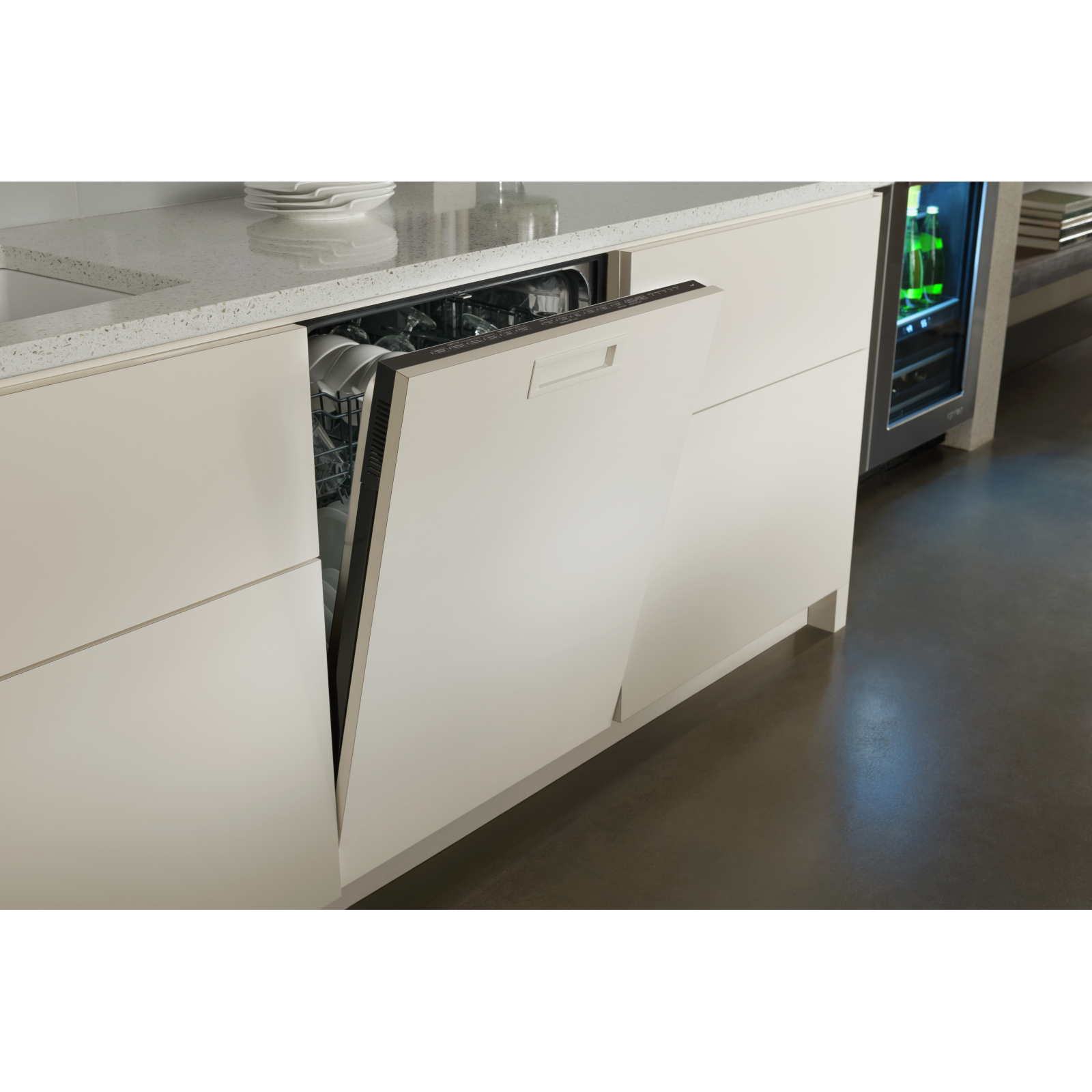 JennAir - 23.87 Inch 14 Wine Bottles Beverage Centre Refrigerator in Stainless - JUB24FRERS