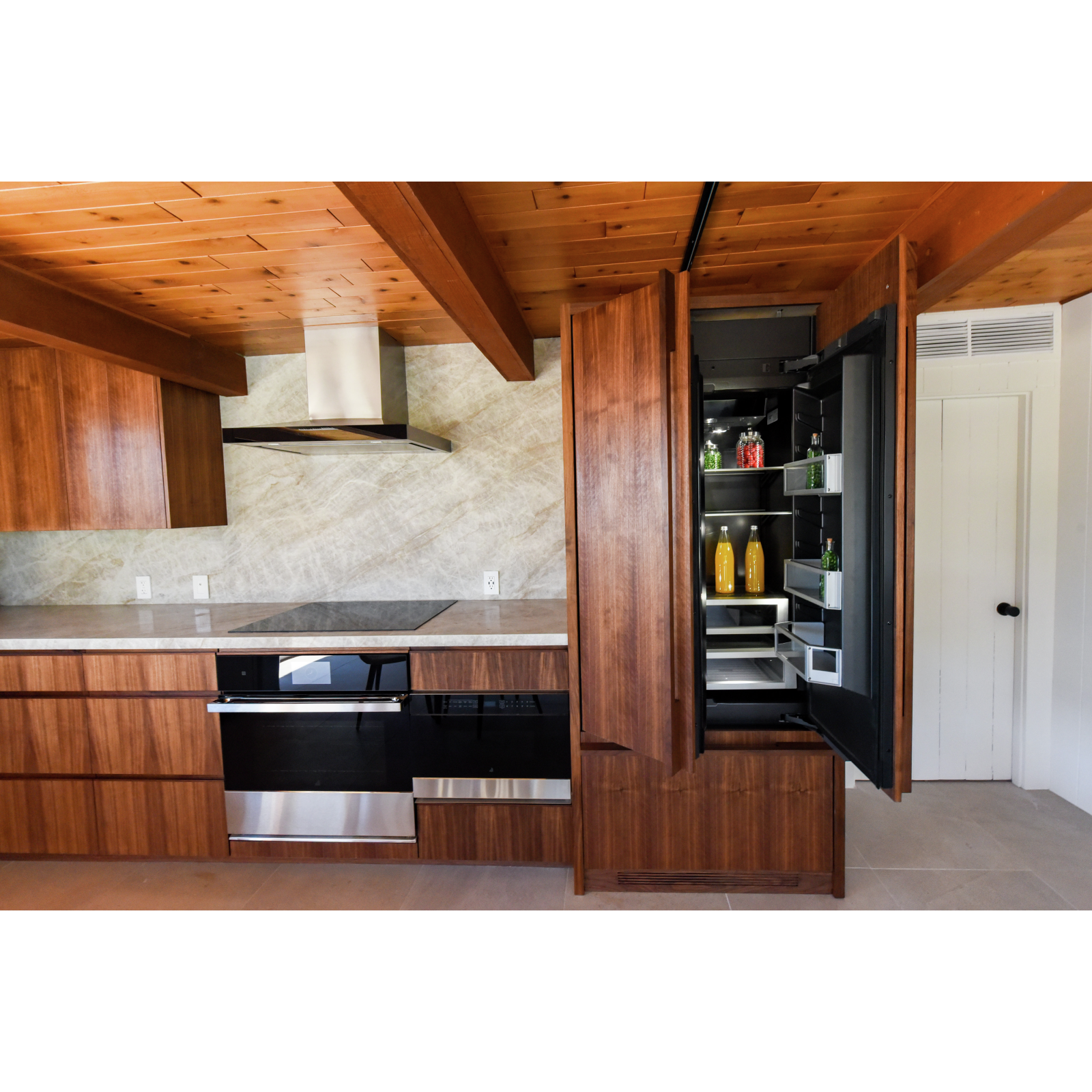 JennAir - 30 Inch 600 CFM Wall Mount and Chimney Range Vent in Stainless - JXW8530HS