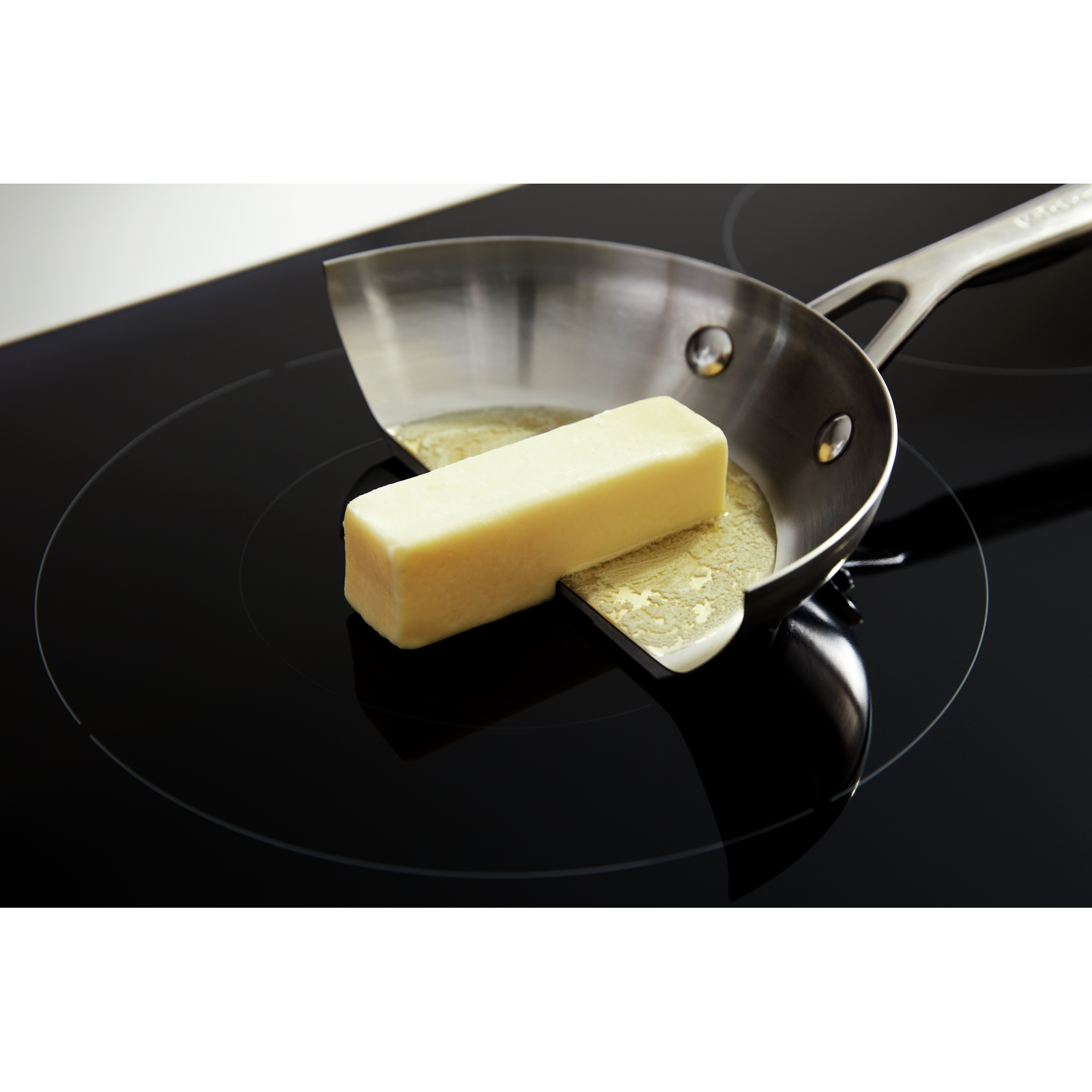 KitchenAid - 30.75 inch wide Induction Cooktop in Black - KCIG550JBL