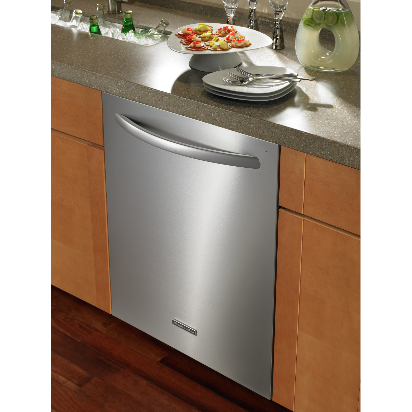 KitchenAid - 45 dBA Built In Dishwasher in Stainless - KDTE204DSS