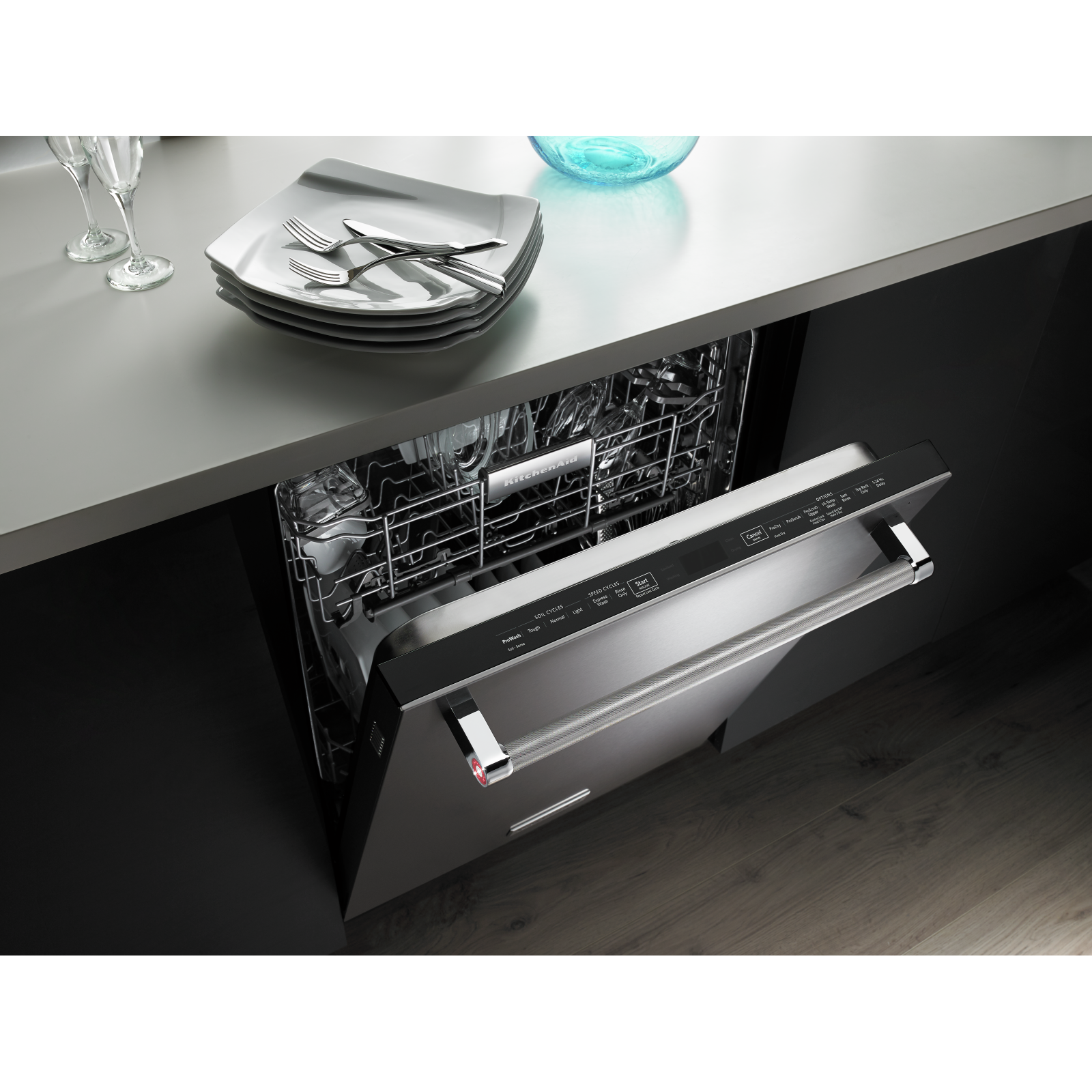 KitchenAid - 44 dBA Built In Dishwasher in Stainless - KDTM404ESS