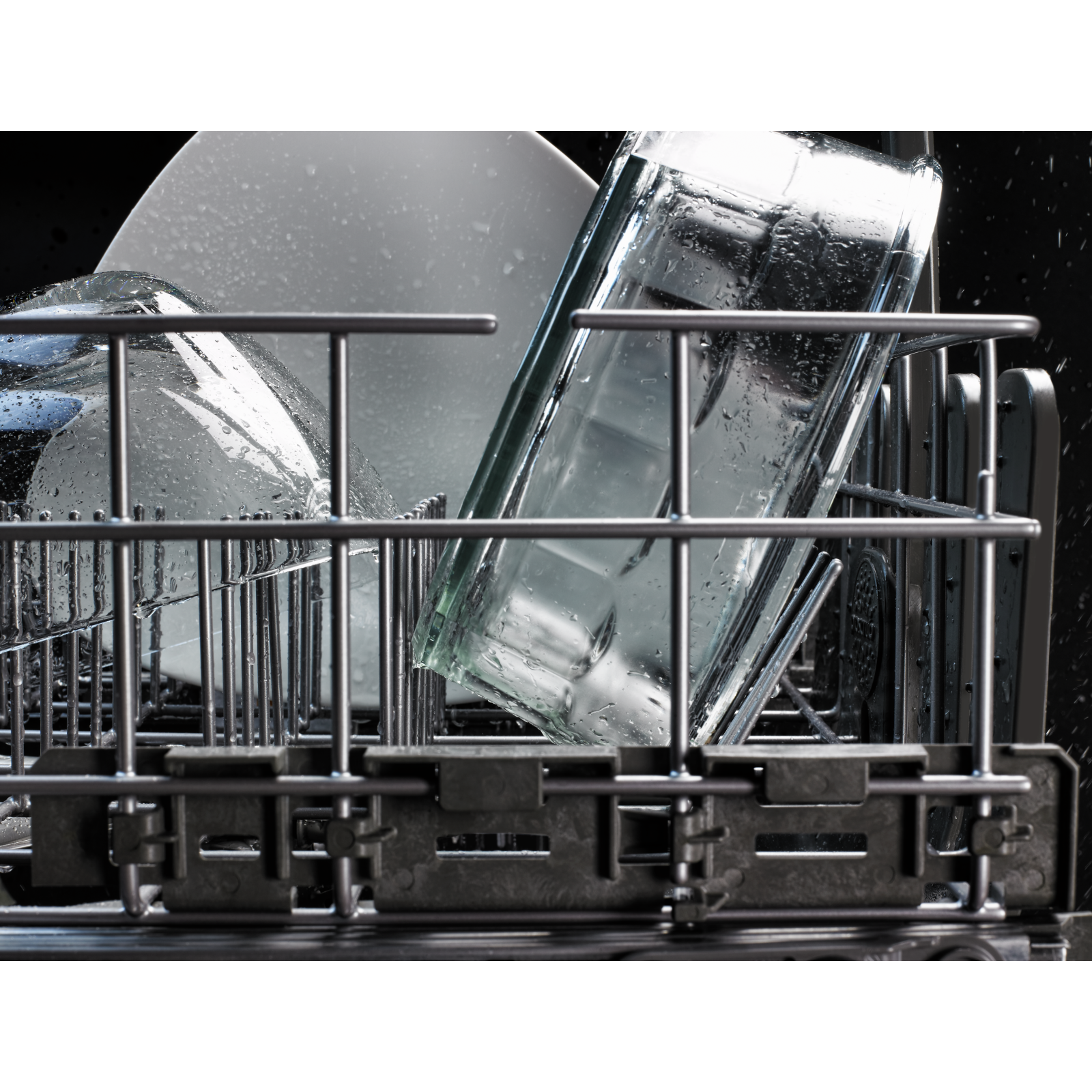 KitchenAid - 44 dBA Built In Dishwasher in White - KDTM404EWH