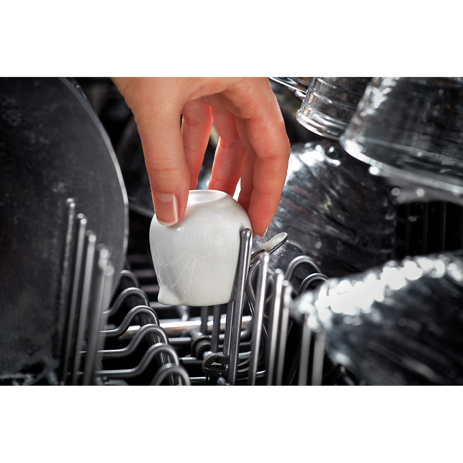 KitchenAid - 44 dBA Built In Dishwasher in Stainless - KDTM704ESS