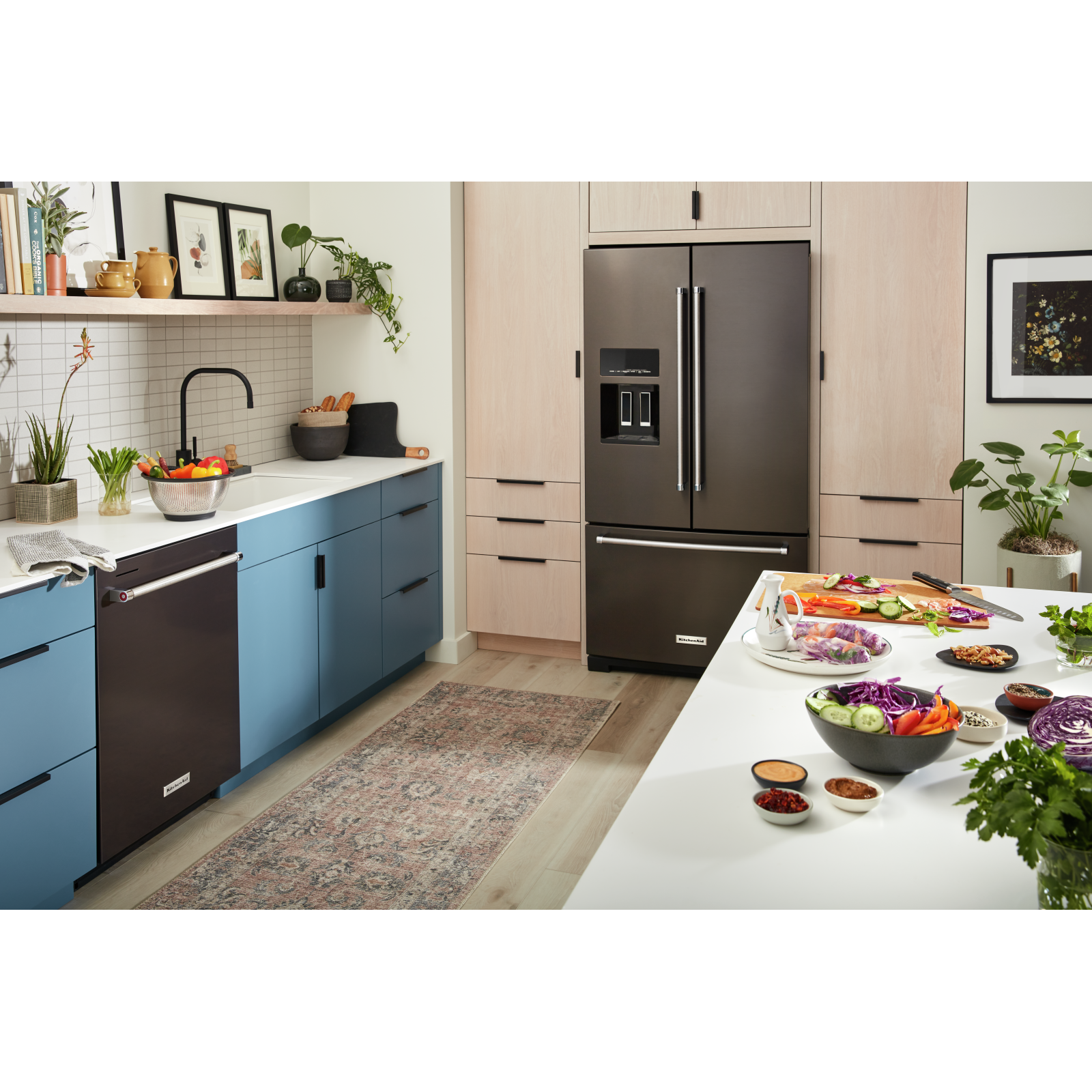 KitchenAid - 35.9375 Inch 27 cu. ft French Door Refrigerator in Black Stainless - KRFF577KBS