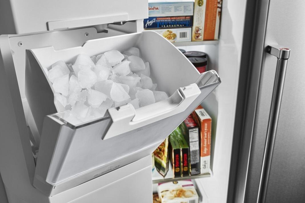 KitchenAid - 35.75 Inch 23 cu. ft Side by Side Refrigerator in Black Stainless - KRSC703HBS