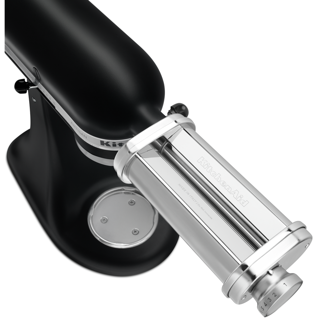 KitchenAid - 5 Quarts Tilt-Head Mixer in Black - KSM150PSBM