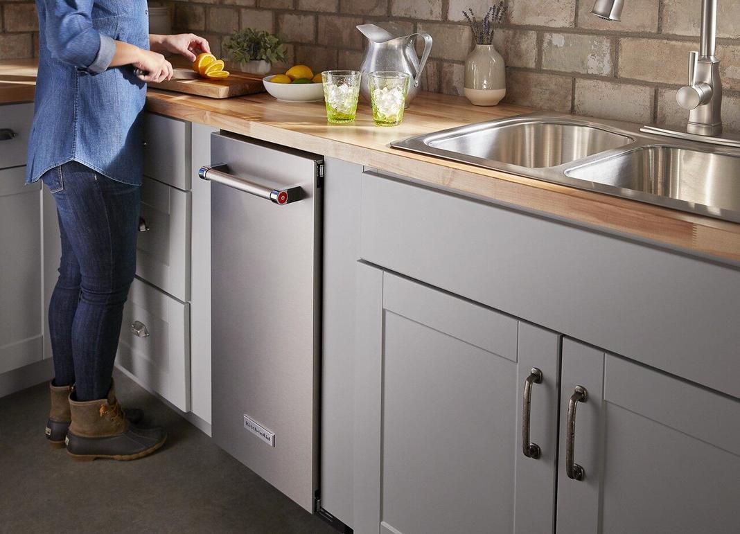 KitchenAid - 14.875 Inch 15 cu. ft Ice Maker Refrigerator in Stainless - KUIX335HPS