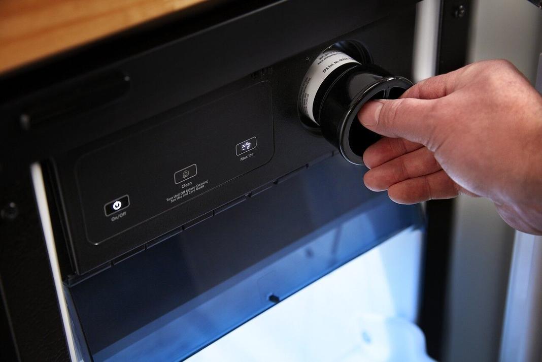 KitchenAid - 14.875 Inch 15 cu. ft Ice Maker Refrigerator in Black Stainless - KUIX535HBS