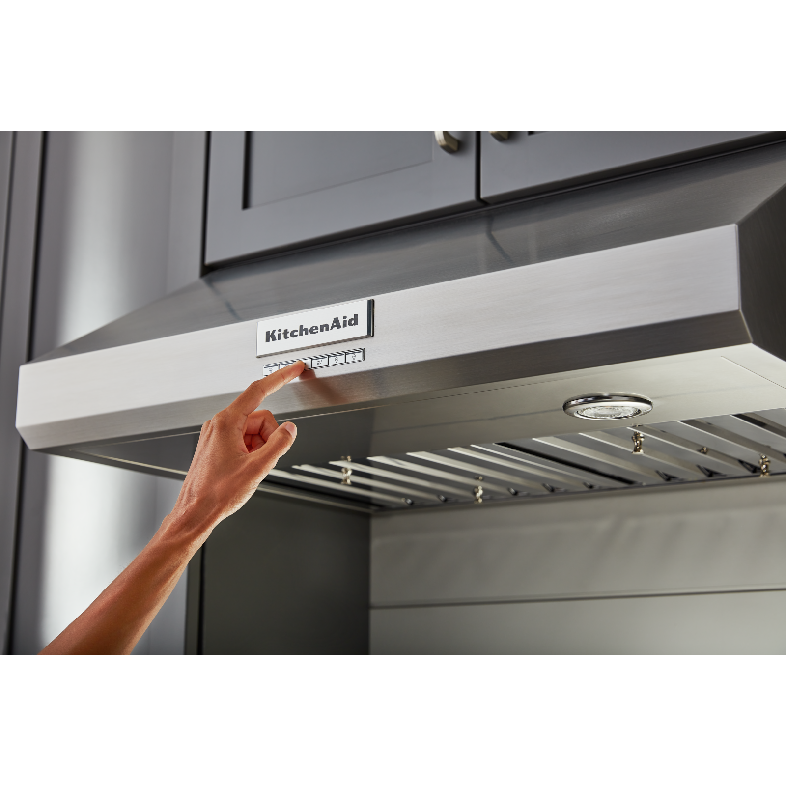KitchenAid - 30 Inch 585 CFM Under Cabinet Range Vent in Stainless - KVUC600KSS