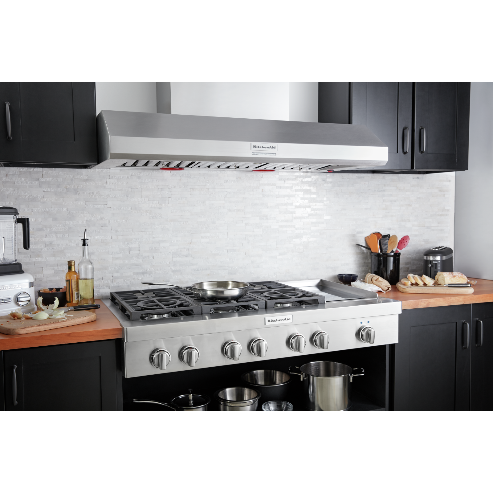 KitchenAid - 48 Inch 585 or 1170 CFM Wall Mount and Chimney Range Vent in Stainless - KVWC958KSS