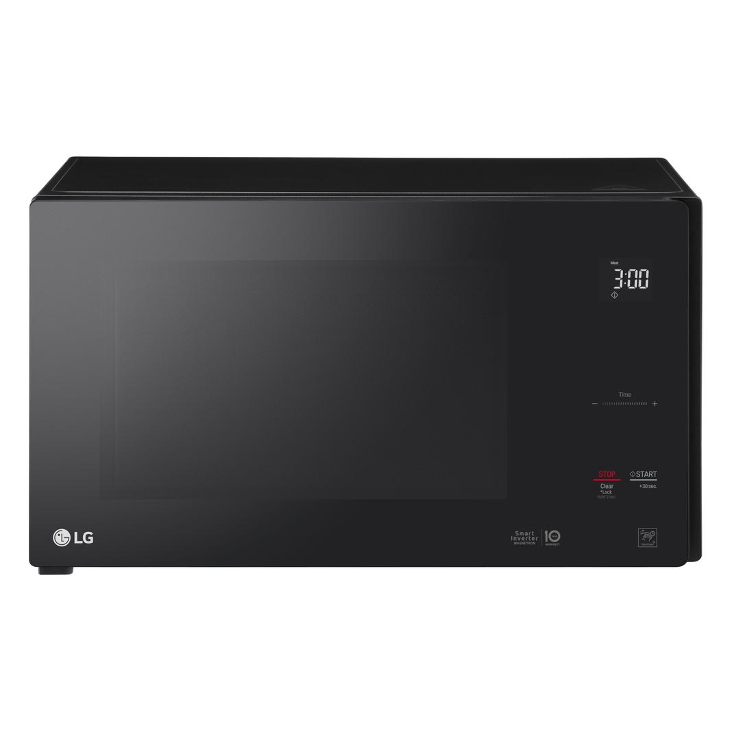 LG - 1.5 cu. Ft Counter top Microwave in Black - LMC1575SB