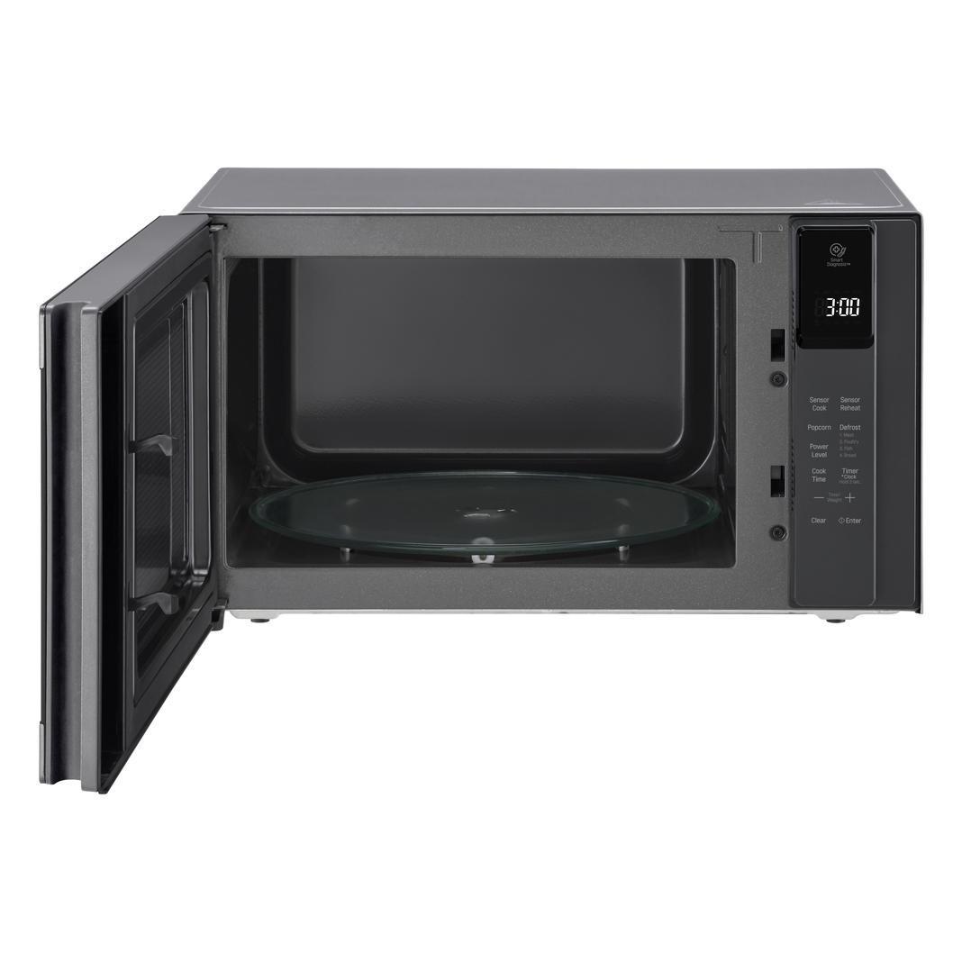 LG - 1.5 cu. Ft Counter top Microwave in Stainless - LMC1575ST