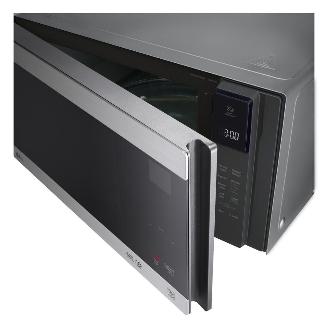 LG - 1.5 cu. Ft Counter top Microwave in Stainless - LMC1575ST