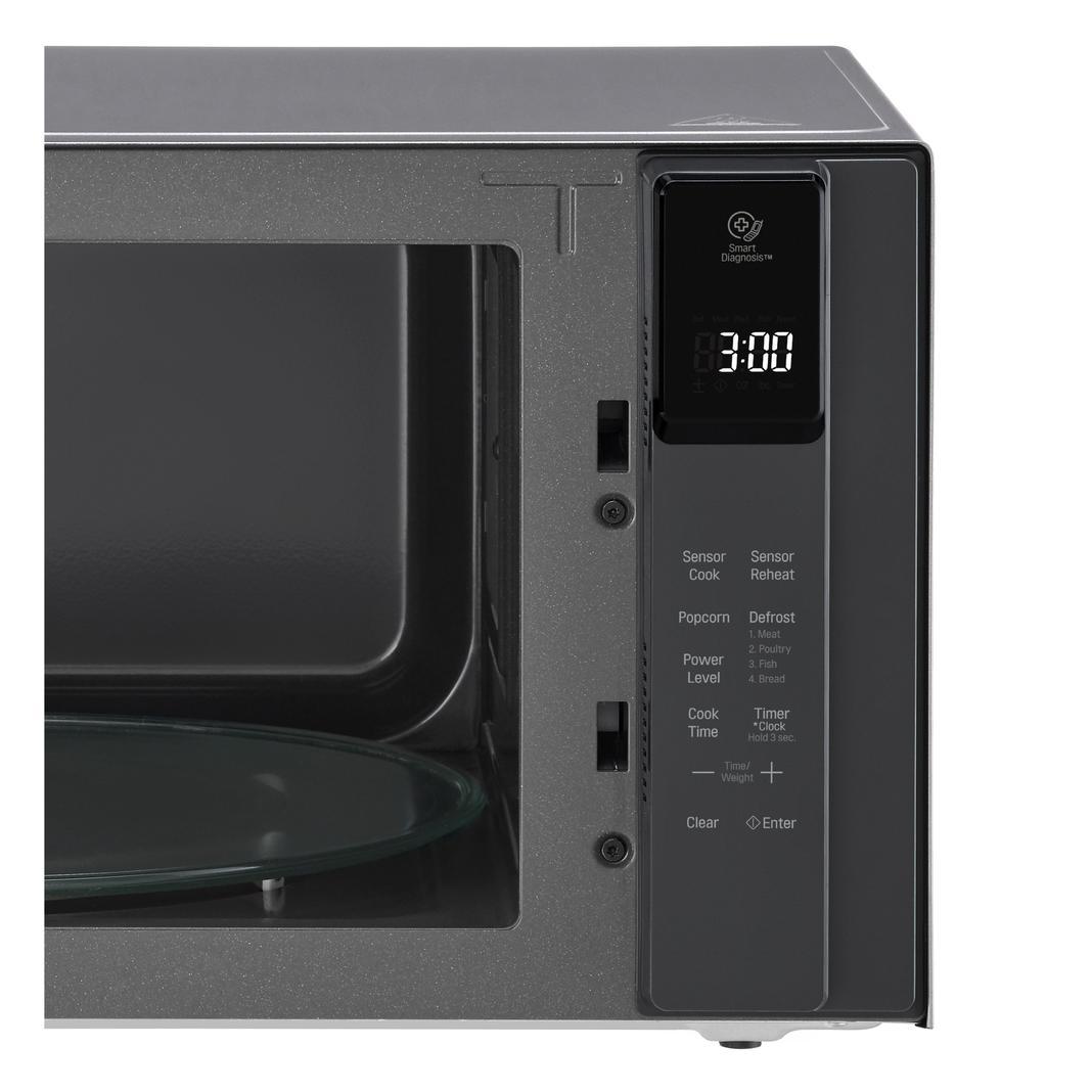 LG - 1.5 cu. Ft Counter top Microwave in Stainless - LMC1575ST