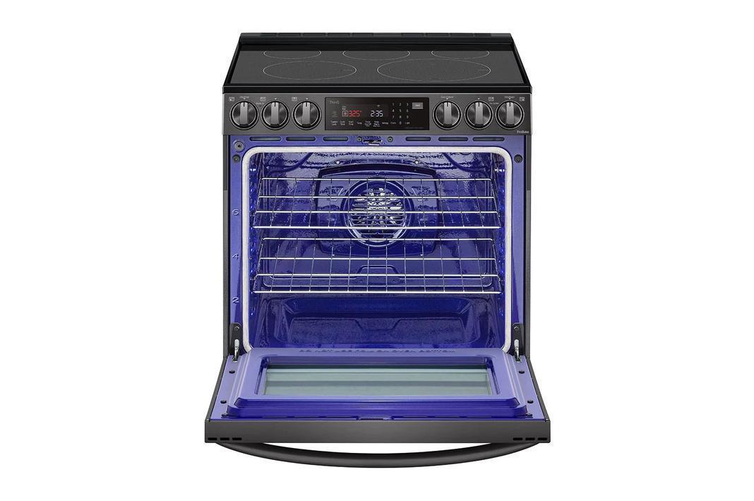 LG - 6.3 cu. ft Electric Range in Black Stainless - LSEL6333D