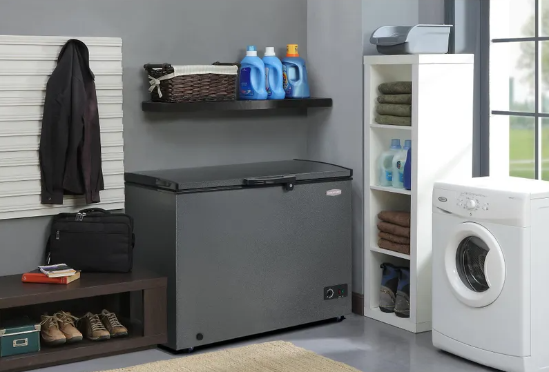 Marathon - 10.6 cu. Ft Chest Freezer in Grey - MCF106GRD-1