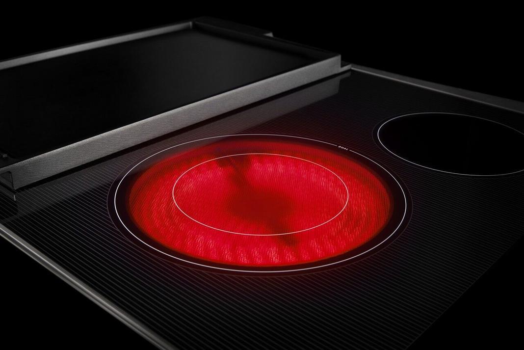 Maytag - 30.8125 inch wide Electric Cooktop in Stainless - MEC8830HS