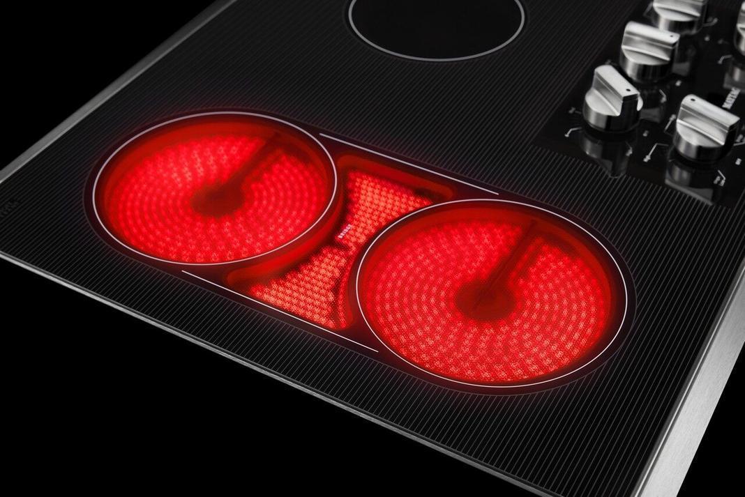 Maytag - 36.0625 inch wide Electric Cooktop in Stainless - MEC8836HS