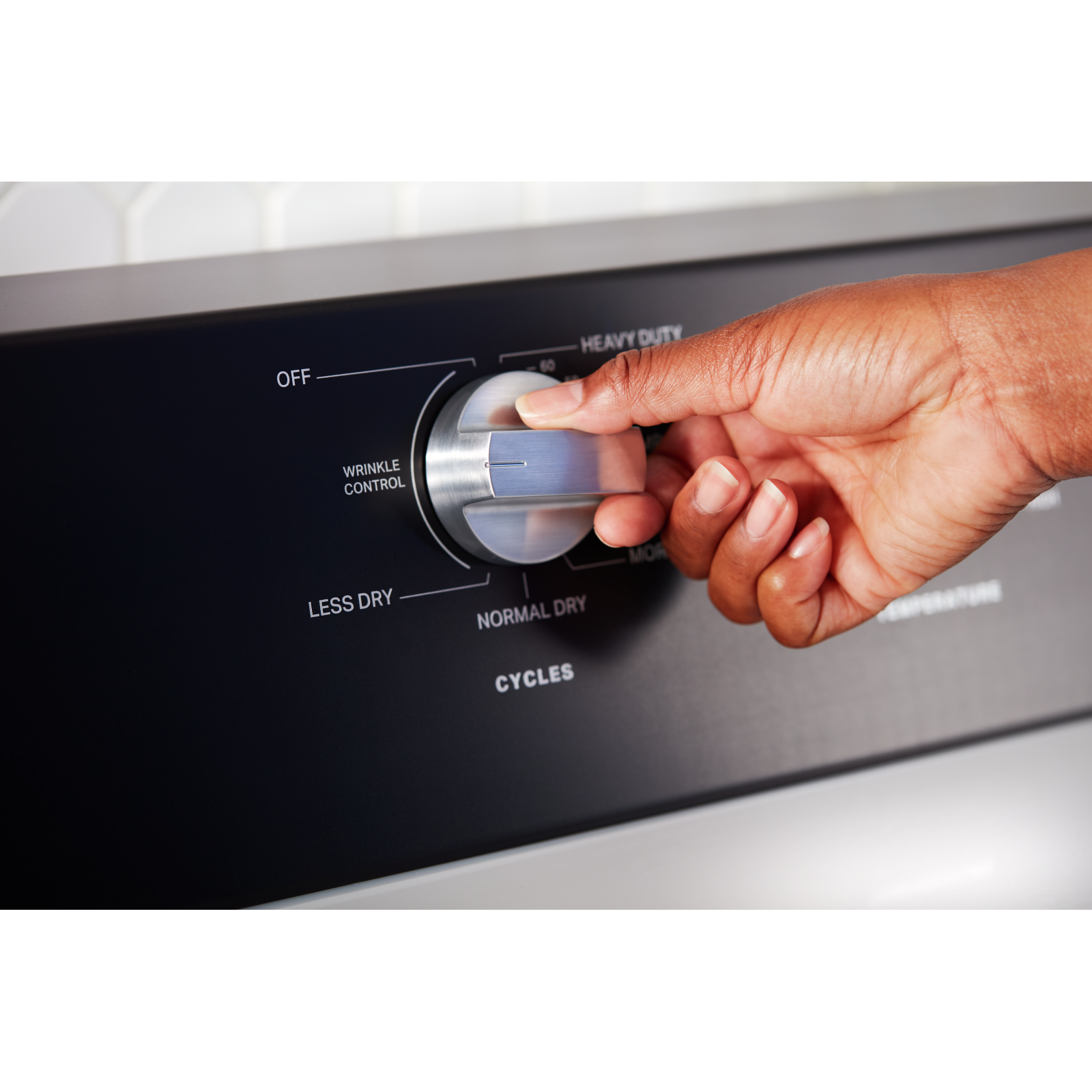 Maytag - 7.4 cu. Ft Commercial Gas Dryer in White - MGDP586KW