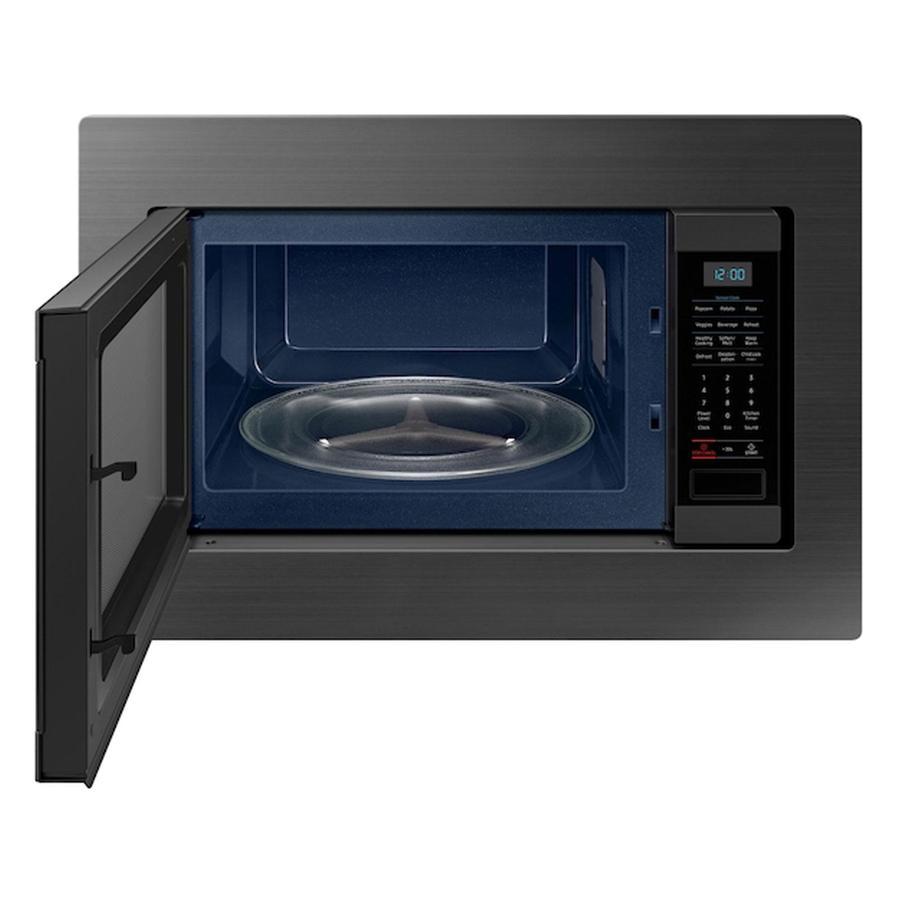 Samsung - 1.9 cu. Ft Counter top Microwave in Black Stainless - MS19M8020TG