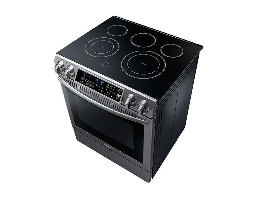 Samsung - 5.8 cu. ft Slide-In Electric Range in Black Stainless Steel - NE58K9500SG