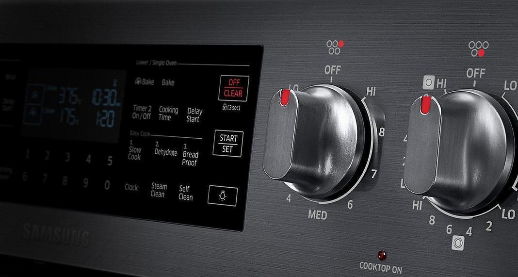 Samsung - 5.9 cu. ft Rear Control Electric Range in Black Stainless Steel - NE59J7850WG